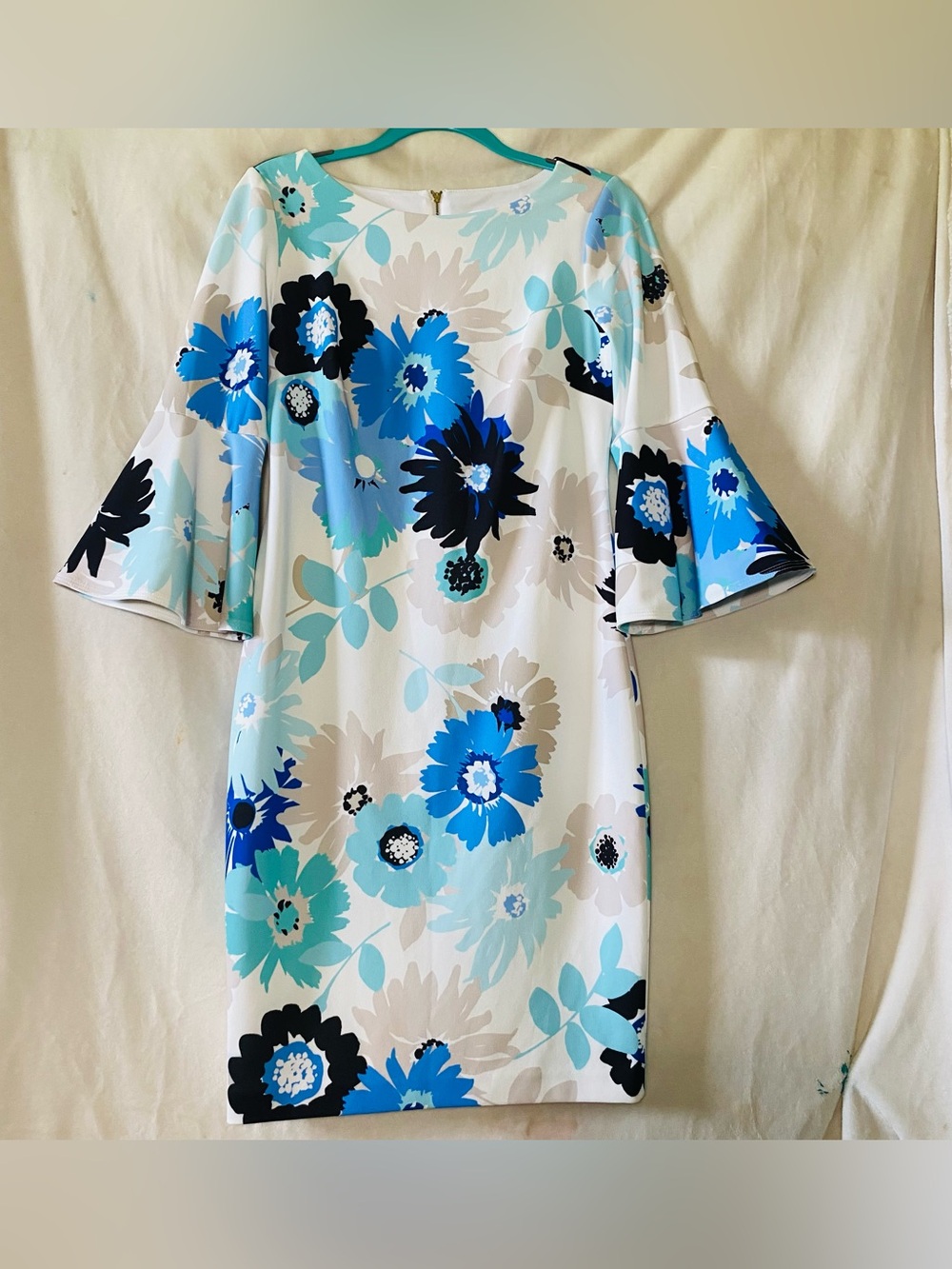 Calvin Klein White Floral Shift Dress with Blue and Black Blooms